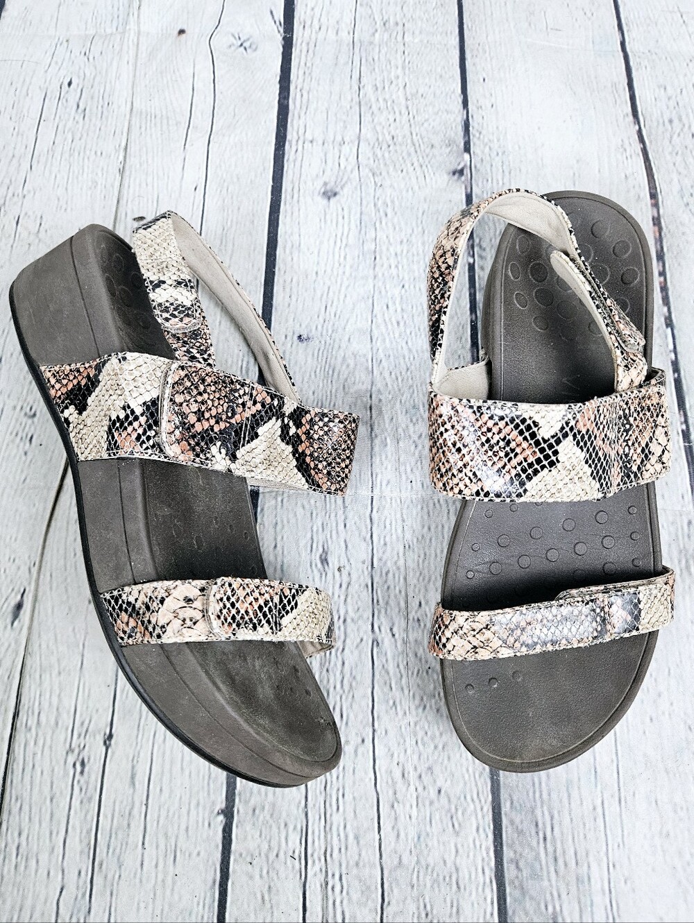 VIONIC | Bolinas snake print strappy leather comfort sandals
